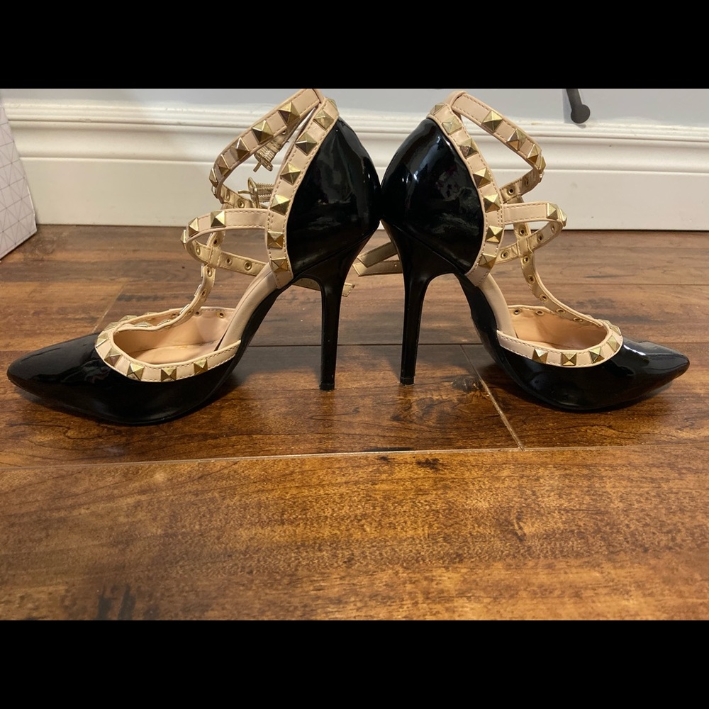 Rockstud T-Strap Pump - Picture 2 of 4